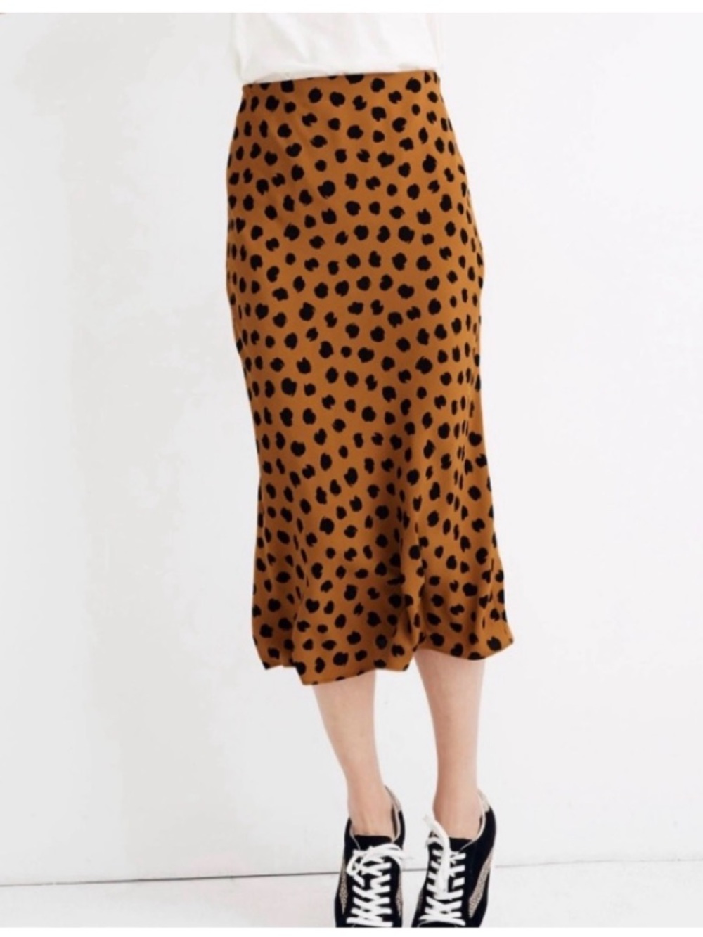 Madewell Women's midi slip skirt in painted spots (size 12)